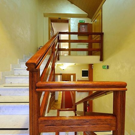 Hotel Sucevic Garni ベオグラード エクステリア 写真