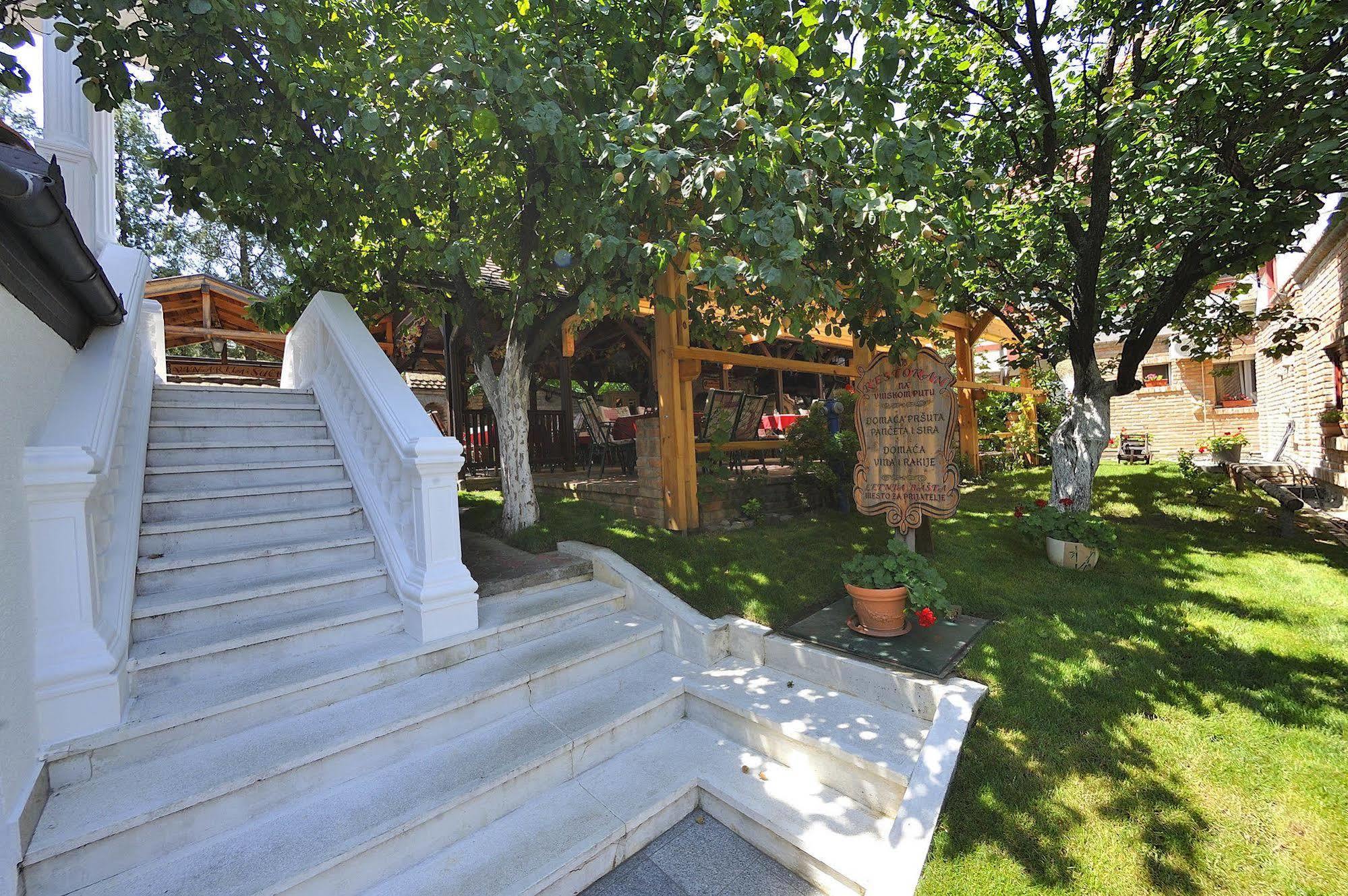 Hotel Sucevic Garni ベオグラード エクステリア 写真