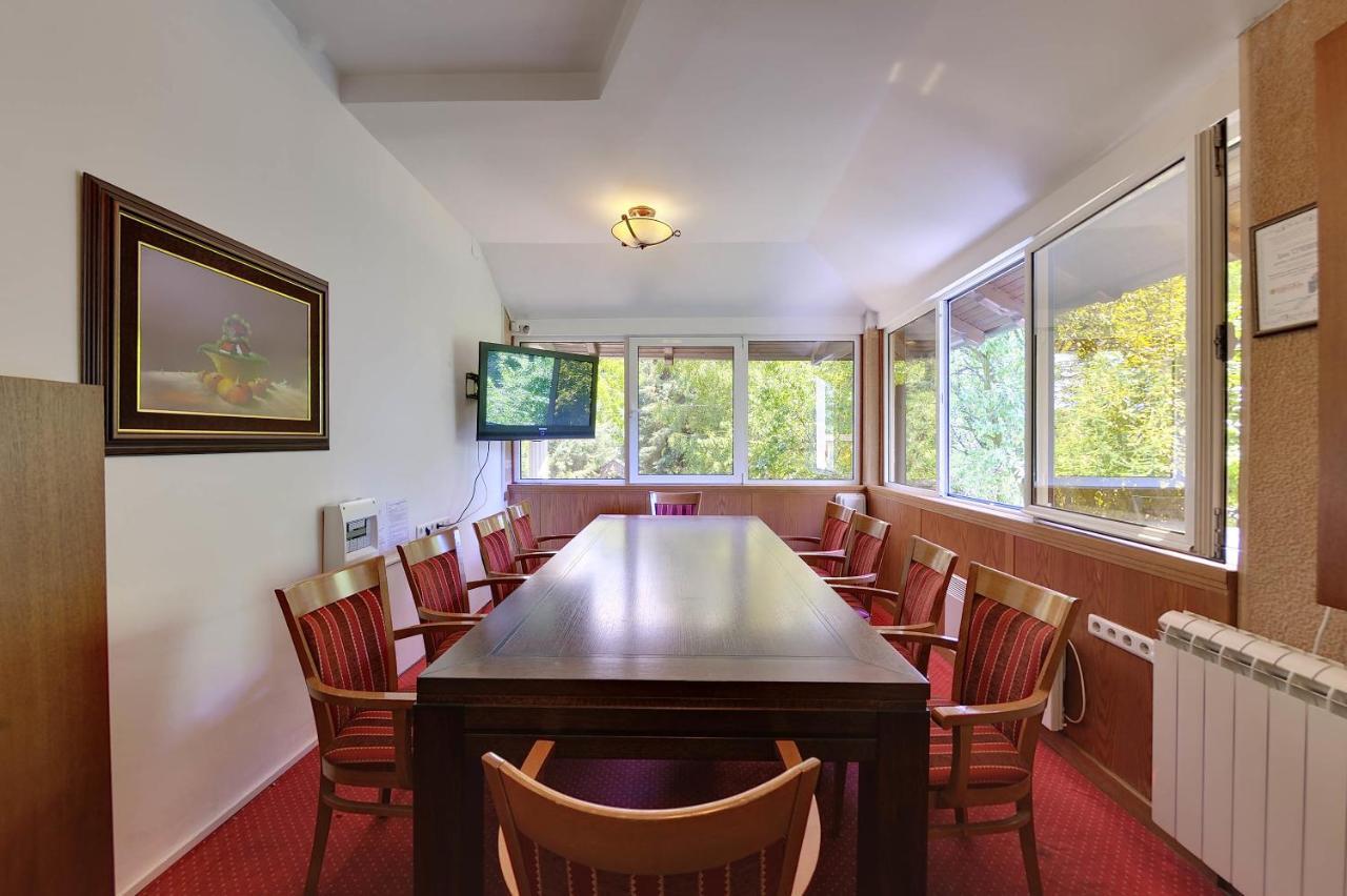 Hotel Sucevic Garni ベオグラード エクステリア 写真